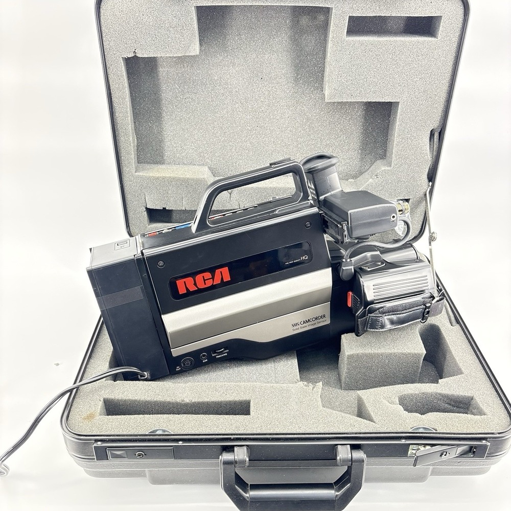 RCA CPR250 Autofocus Solid State Image Sensor VHS Camcorder Powers On Read Ds